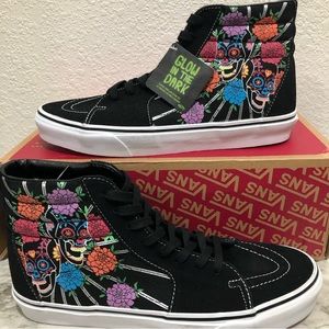 VANS NWT Sk8 high top día de los muertos Sneakers